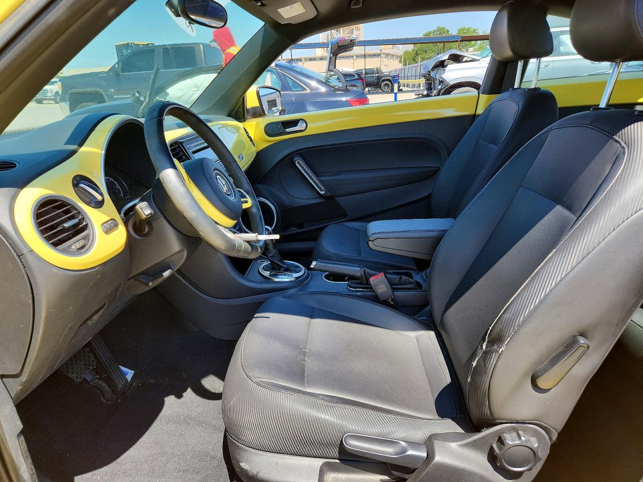 2014 VOLKSWAGEN BEETLE