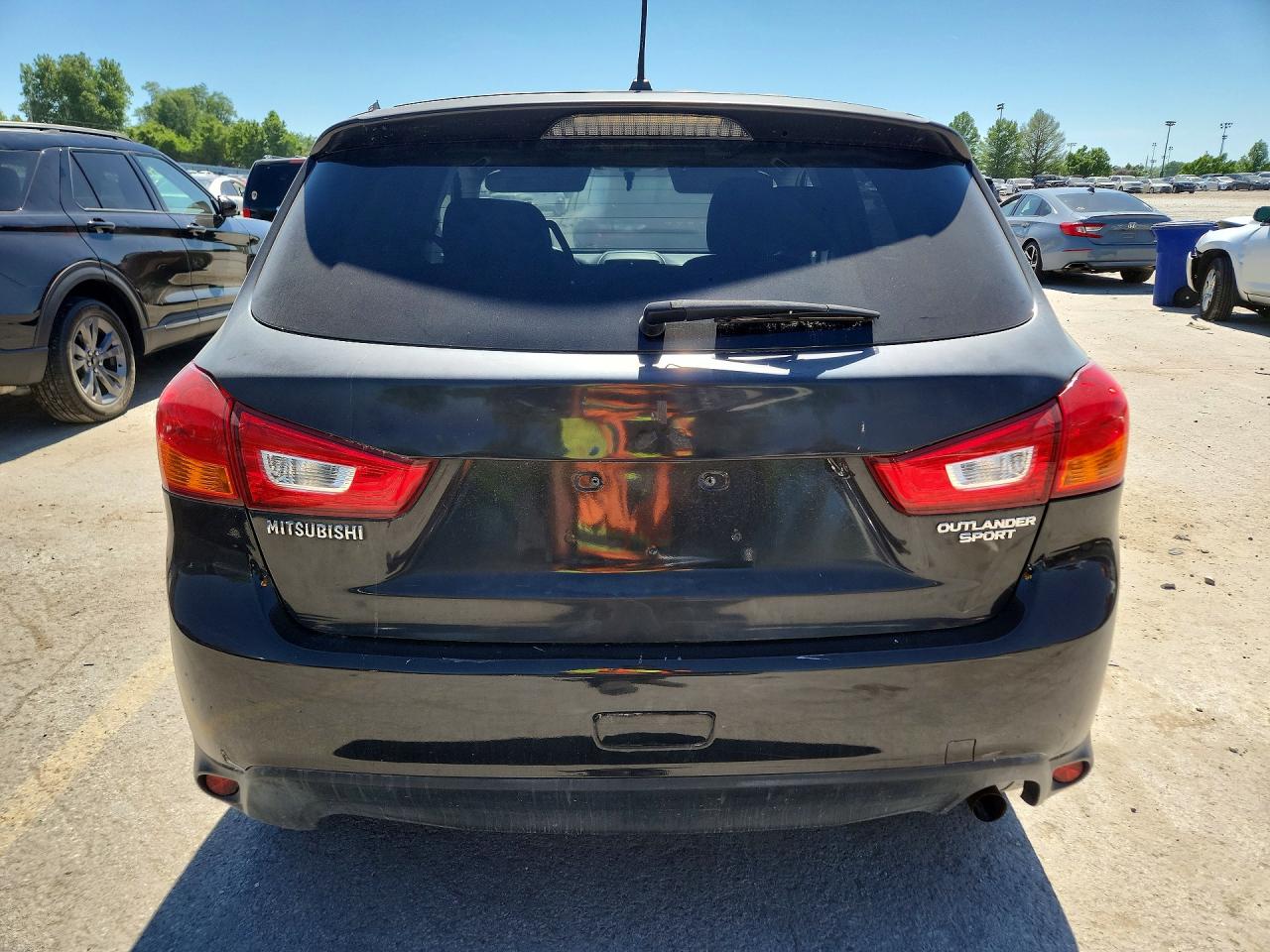 2016 MITSUBISHI OUTLANDER