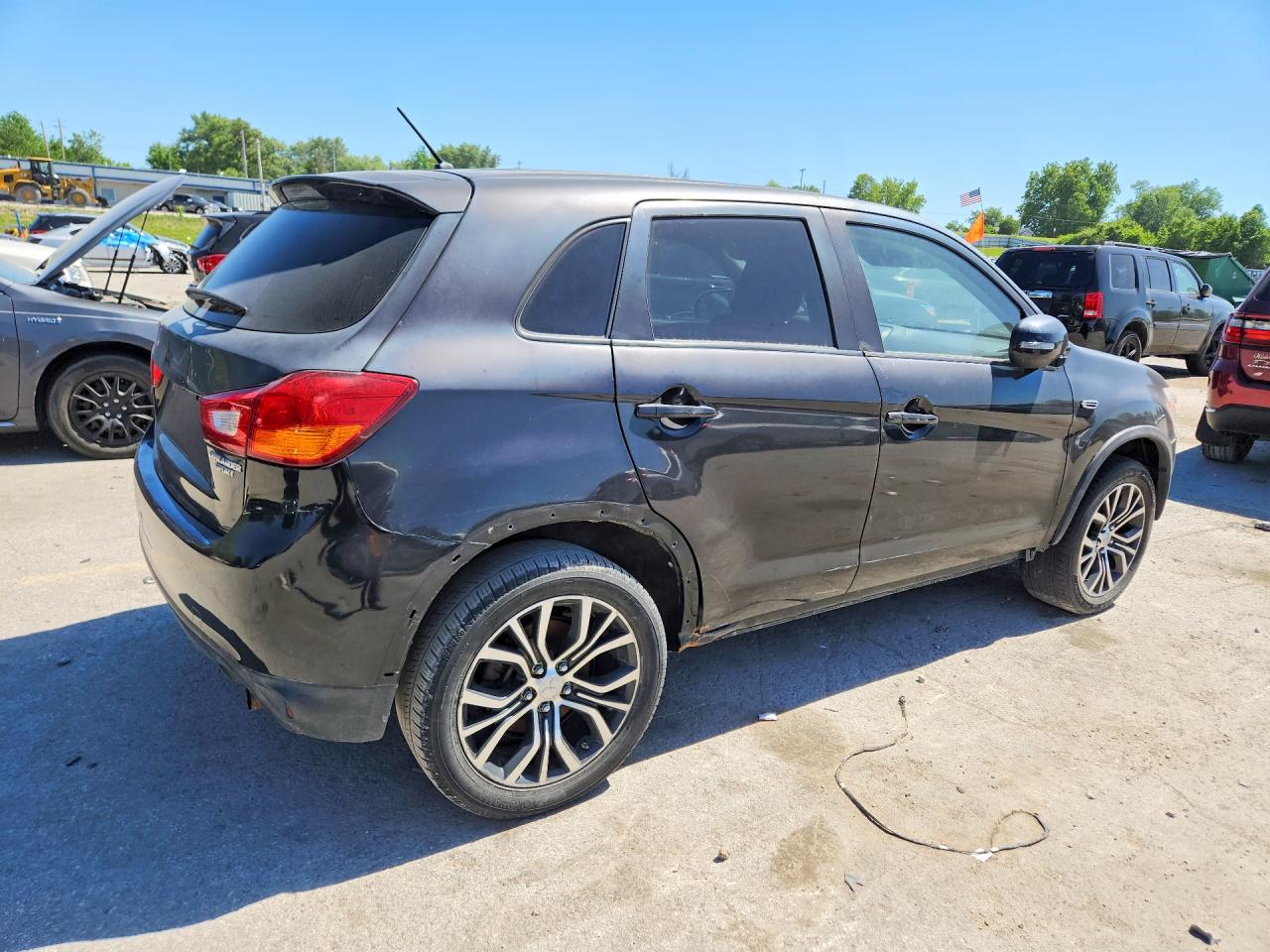 2016 MITSUBISHI OUTLANDER