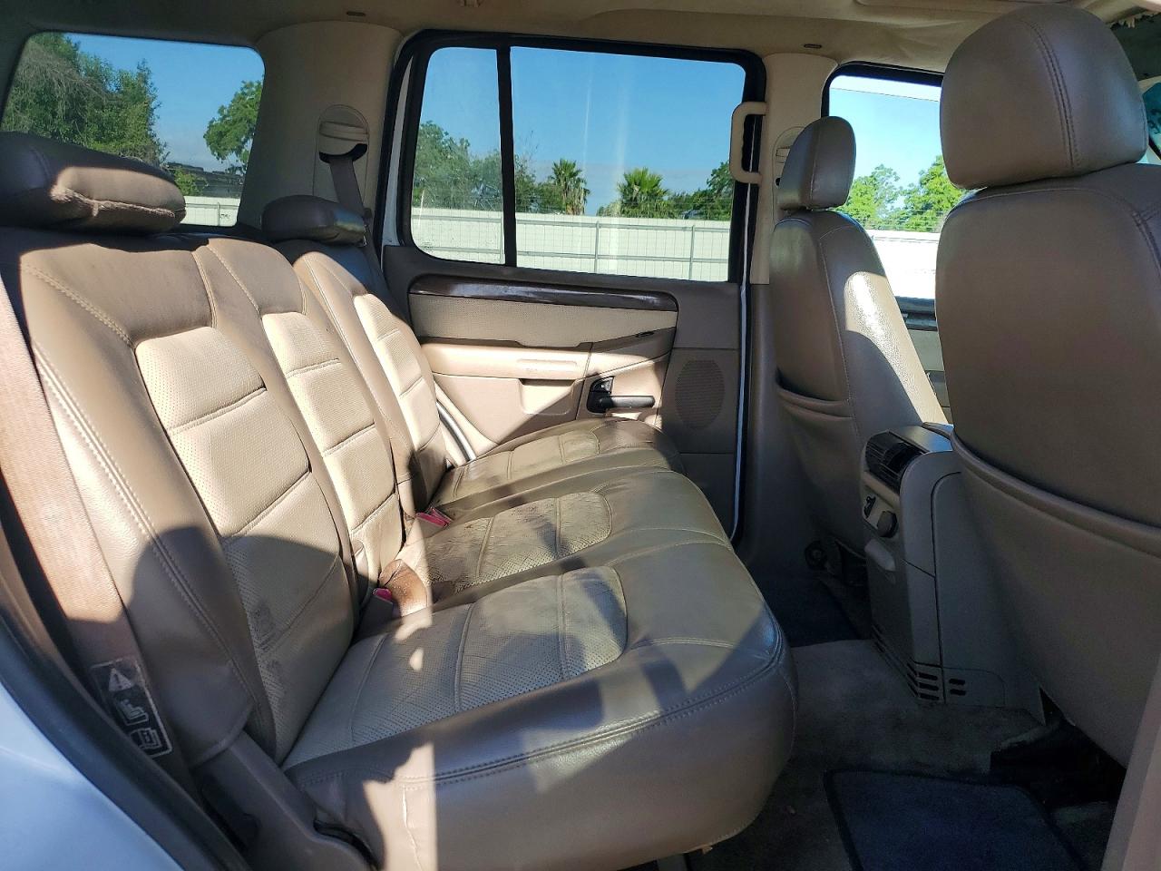 2002 FORD EXPLORER