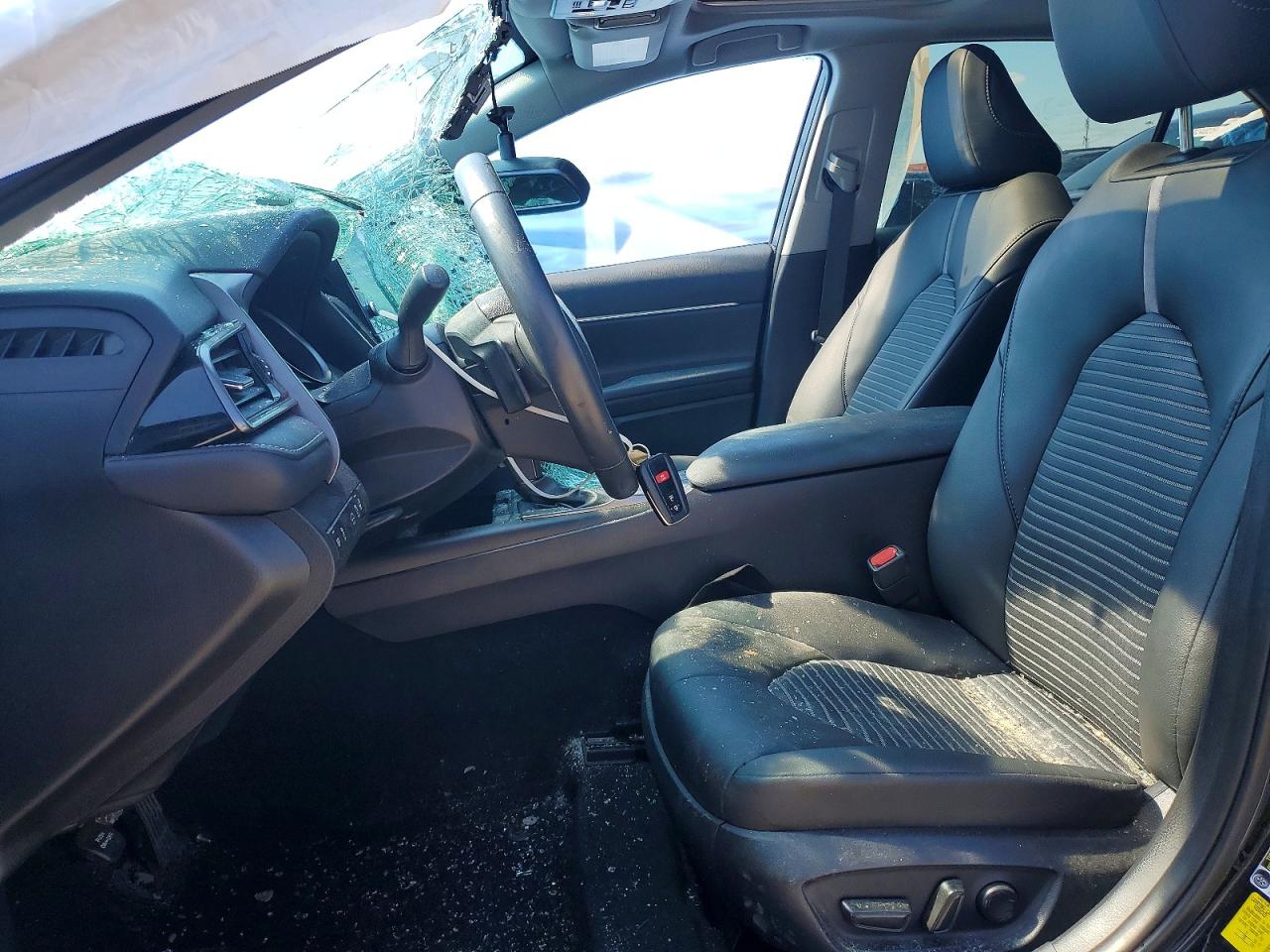 2024 TOYOTA CAMRY