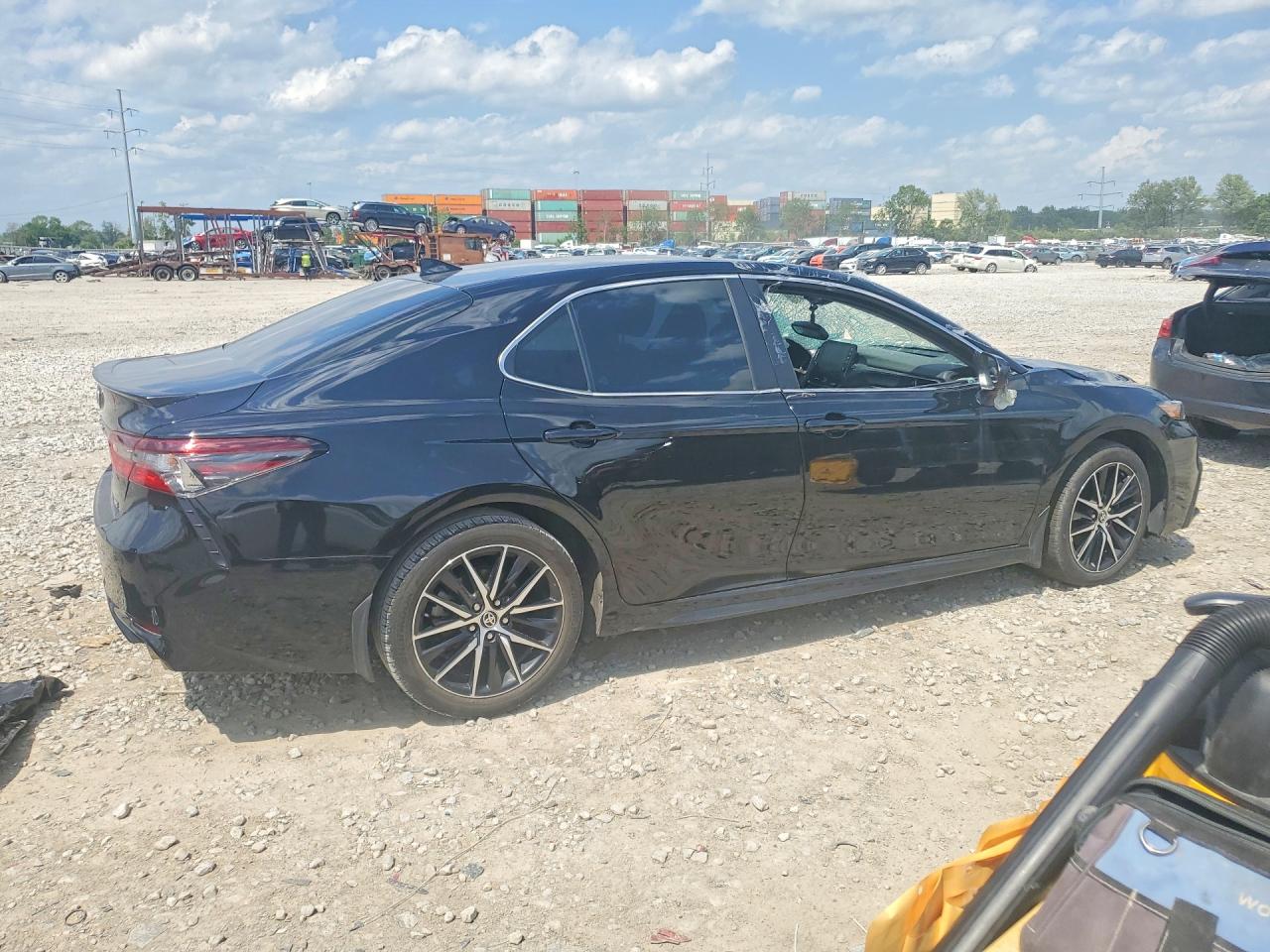 2024 TOYOTA CAMRY