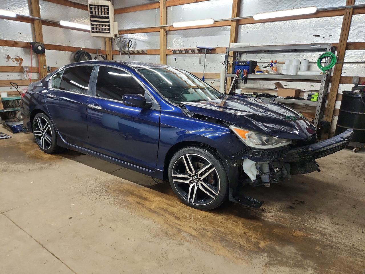 2017 HONDA ACCORD