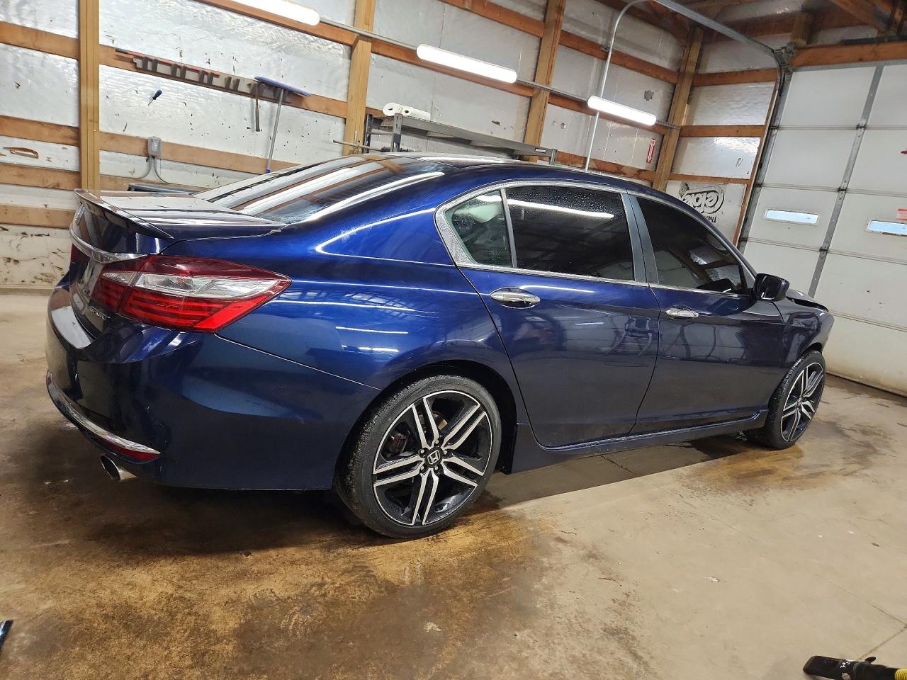 2017 HONDA ACCORD
