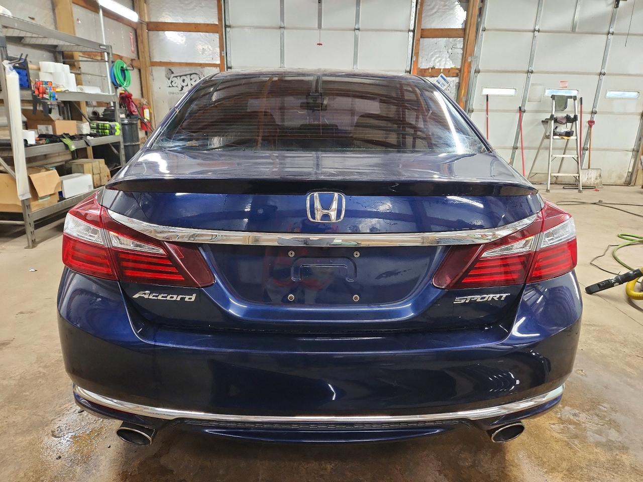 2017 HONDA ACCORD