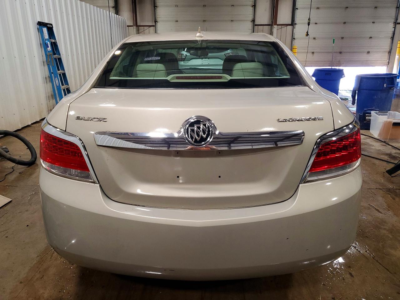 2010 BUICK LACROSSE