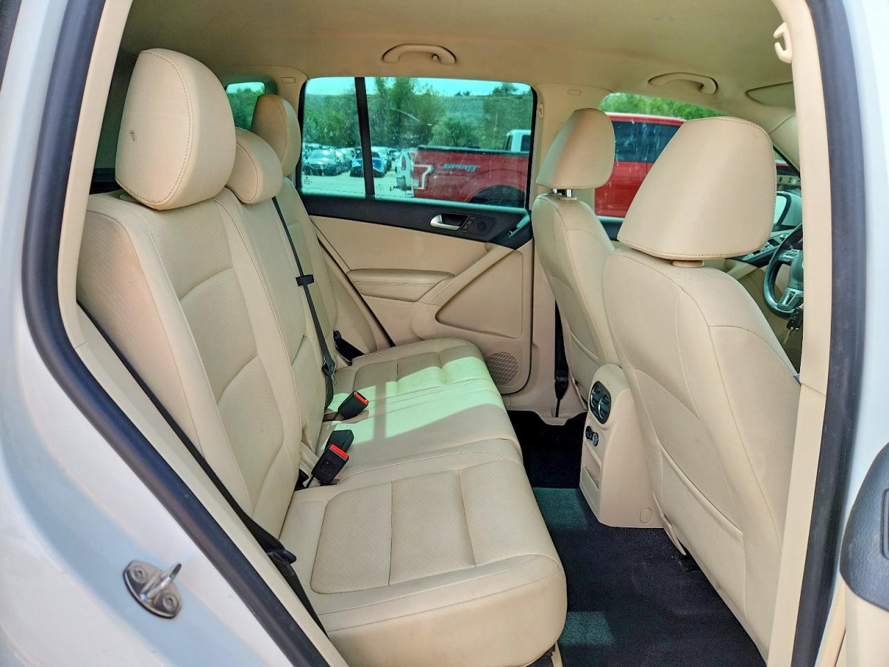 2014 VOLKSWAGEN TIGUAN