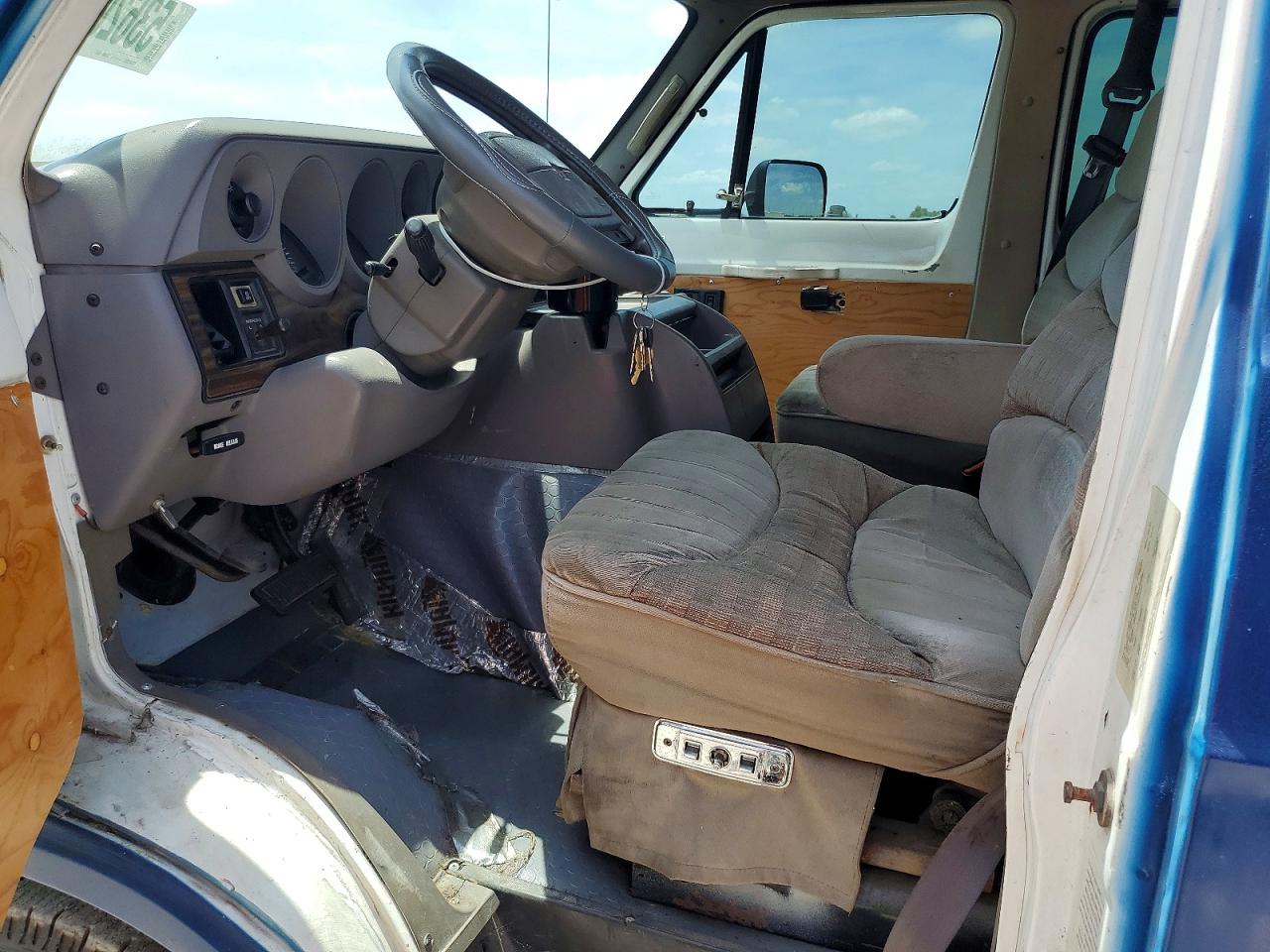1996 DODGE B SERIES