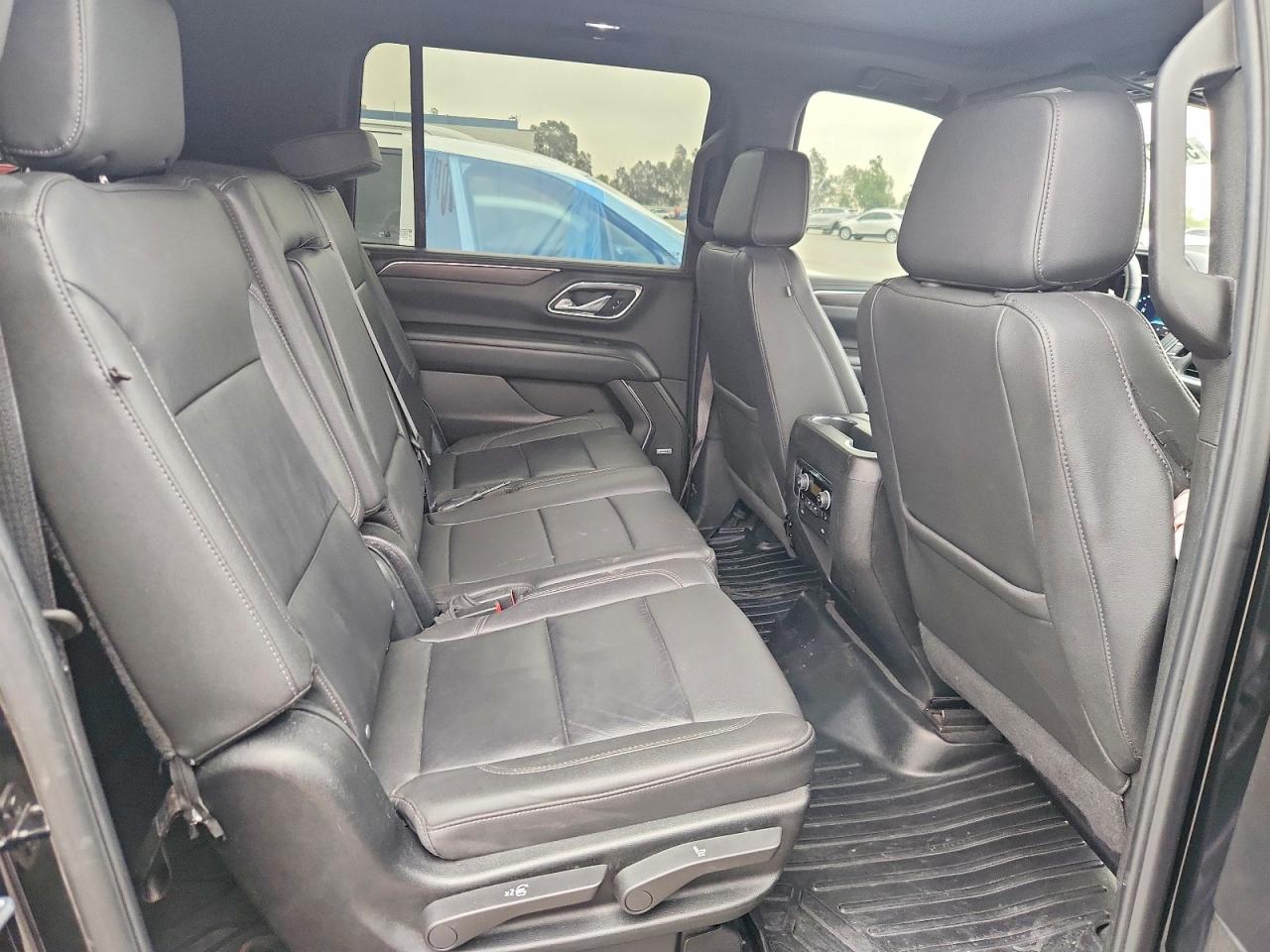 2023 CHEVROLET SUBURBAN