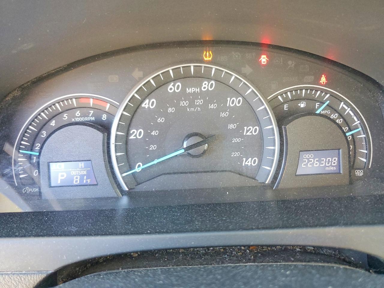 2012 TOYOTA CAMRY