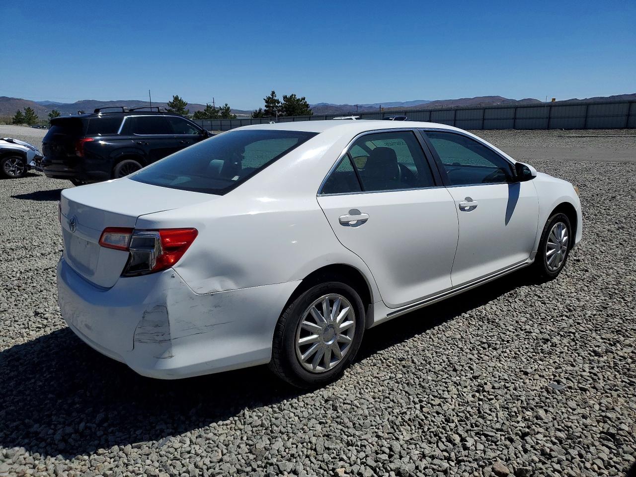 2012 TOYOTA CAMRY