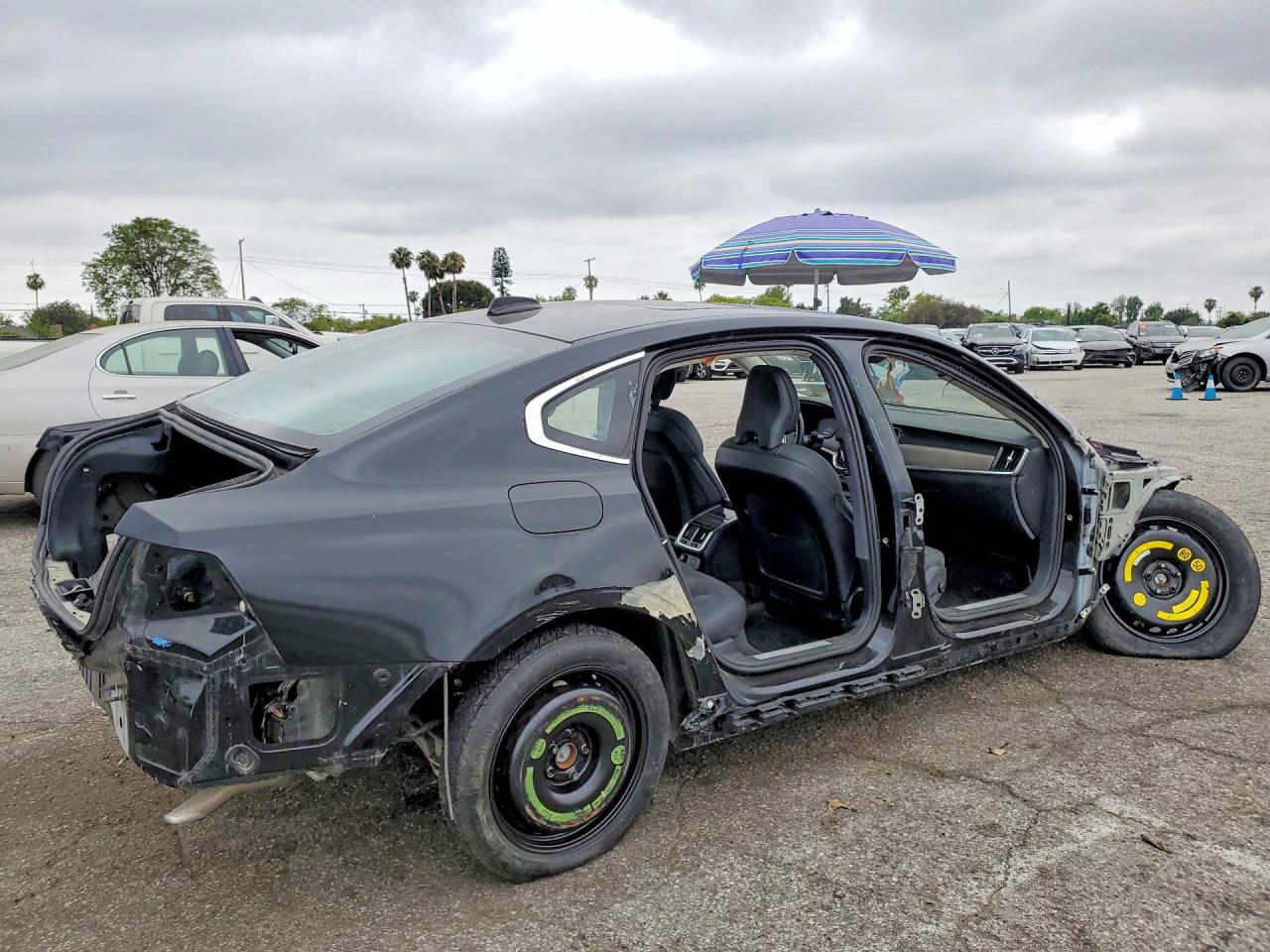 2023 VOLVO S90