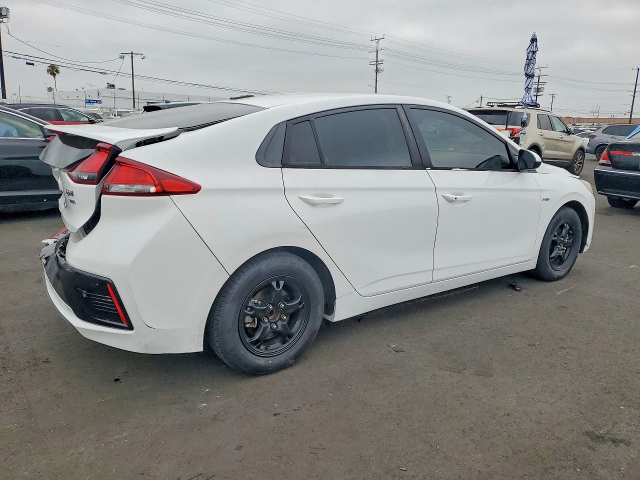2017 HYUNDAI IONIQ