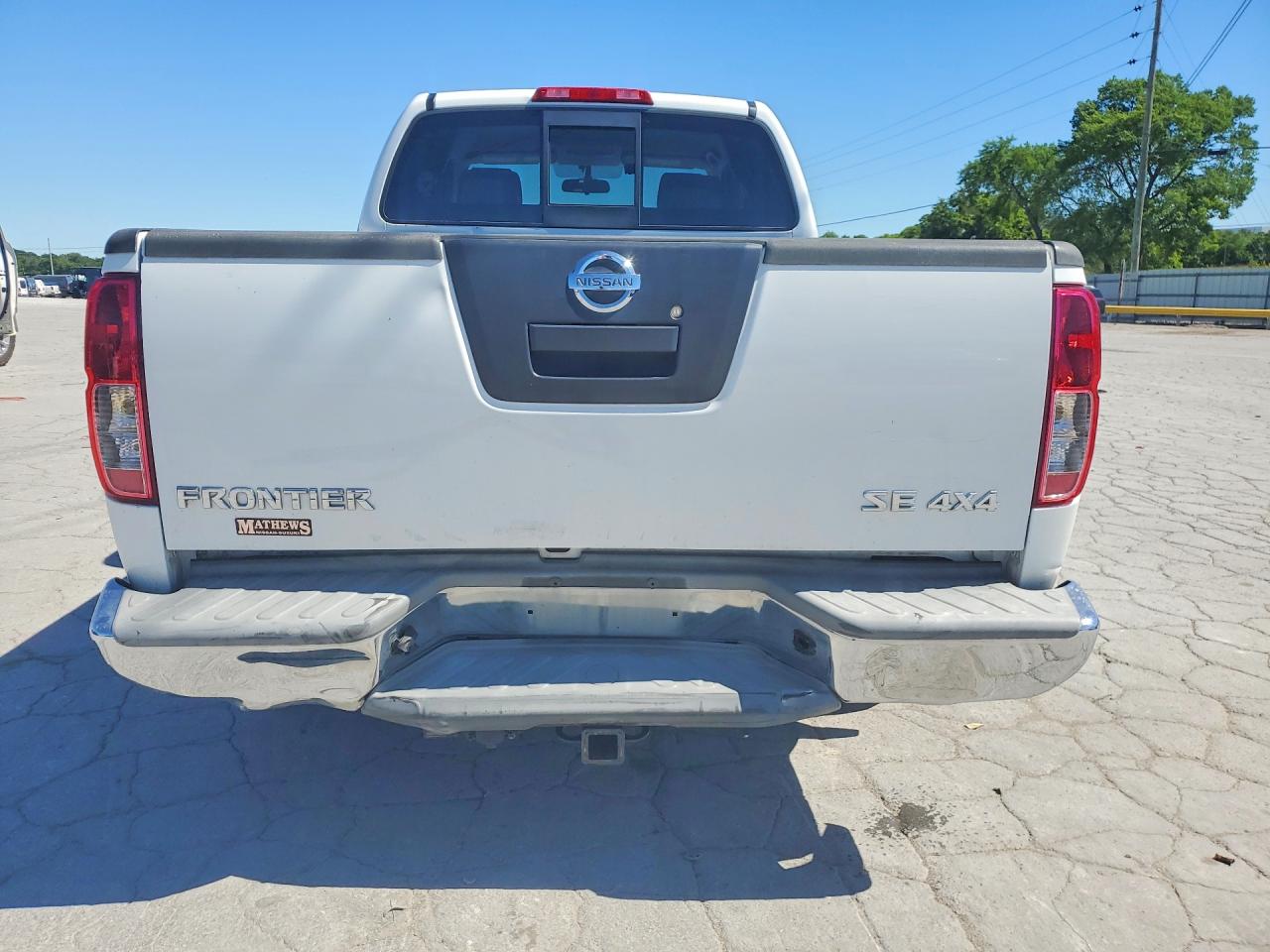 2010 NISSAN FRONTIER