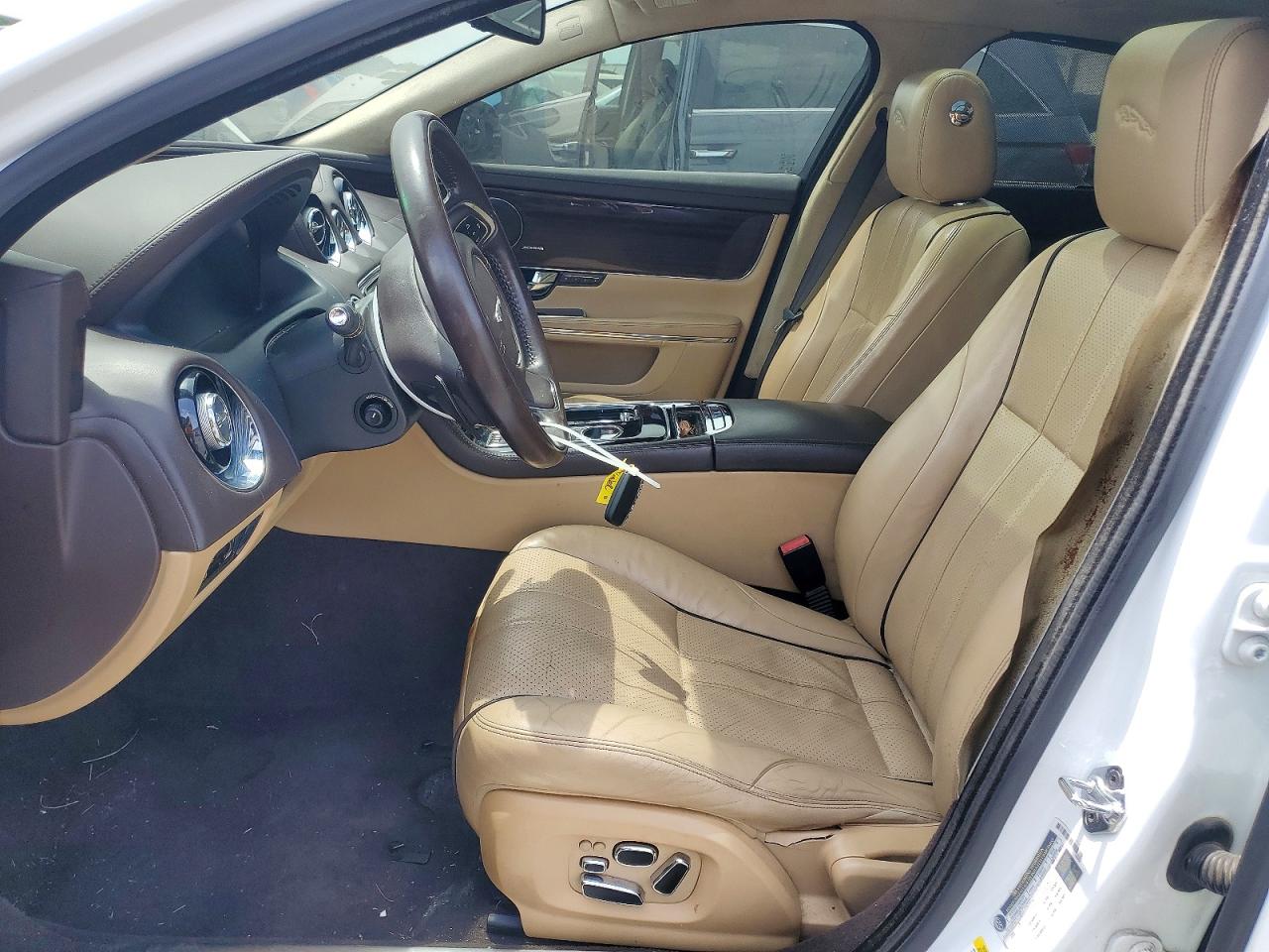 2013 JAGUAR XJ