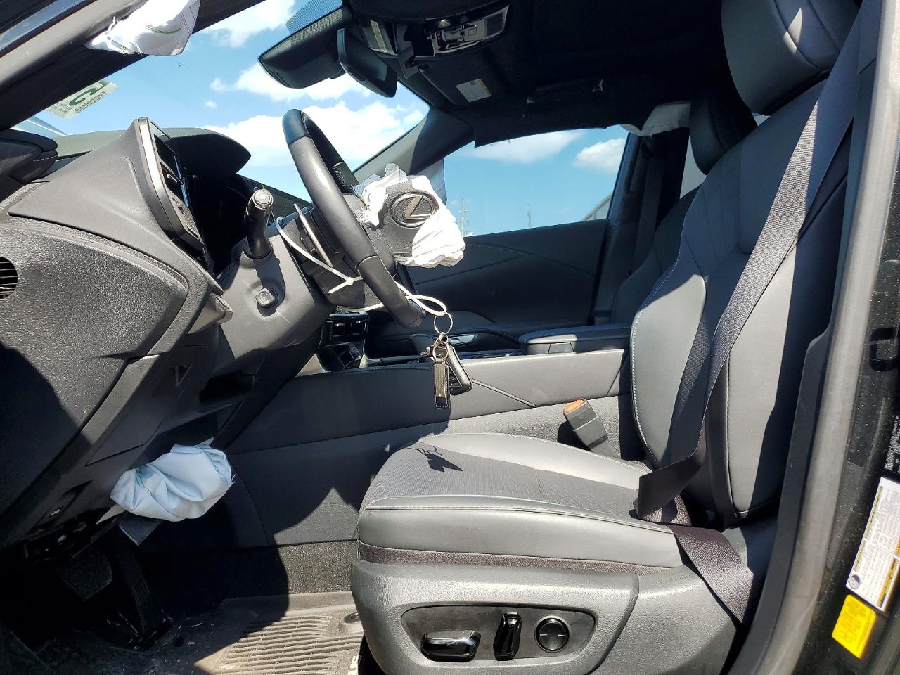 2025 LEXUS RX350