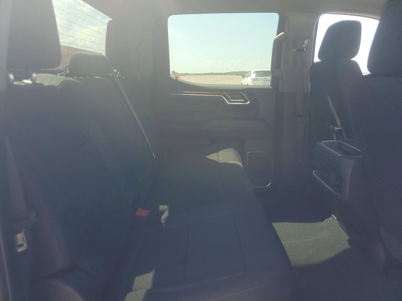 2025 CHEVROLET SILVERADO