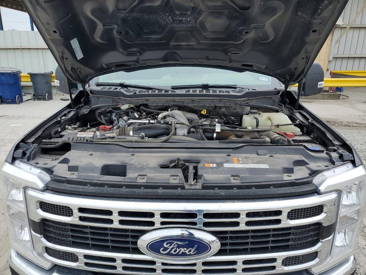 2025 FORD F350