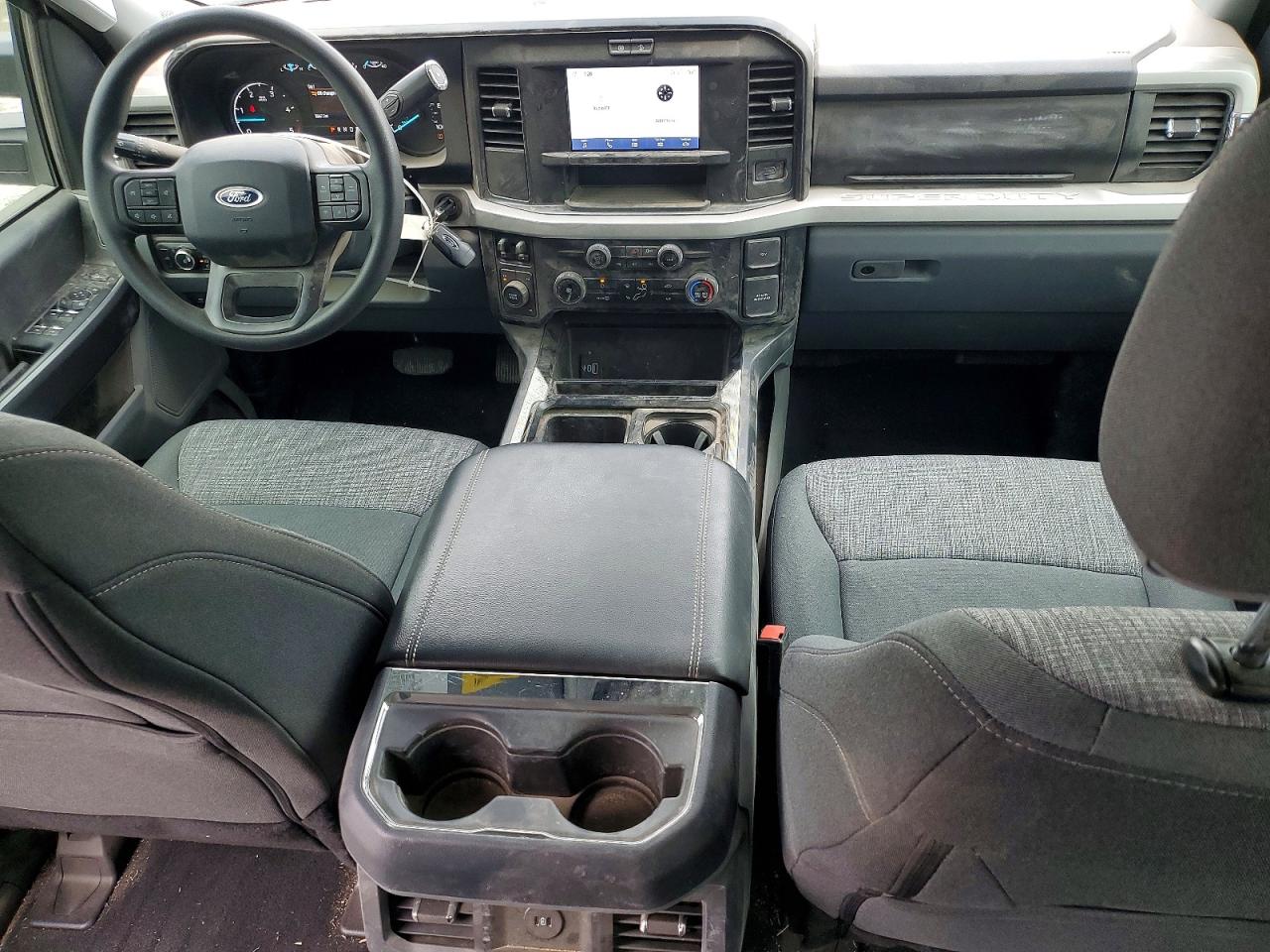 2025 FORD F350