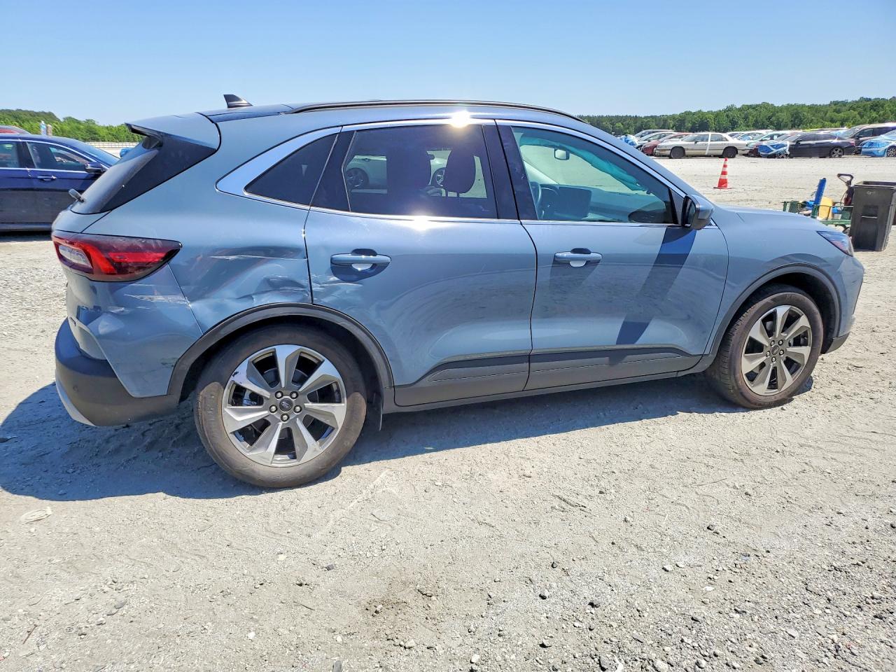 2025 FORD ESCAPE