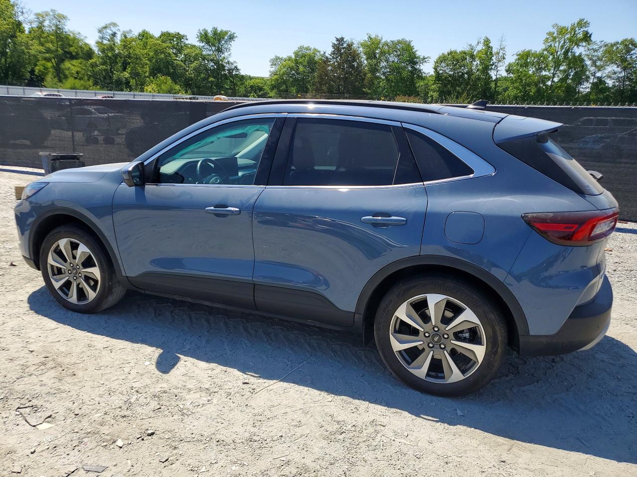 2025 FORD ESCAPE