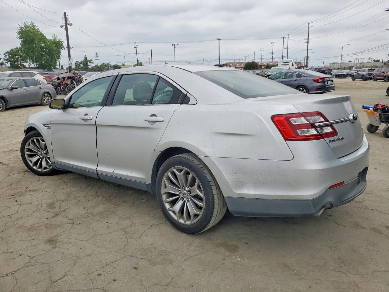 2013 FORD TAURUS
