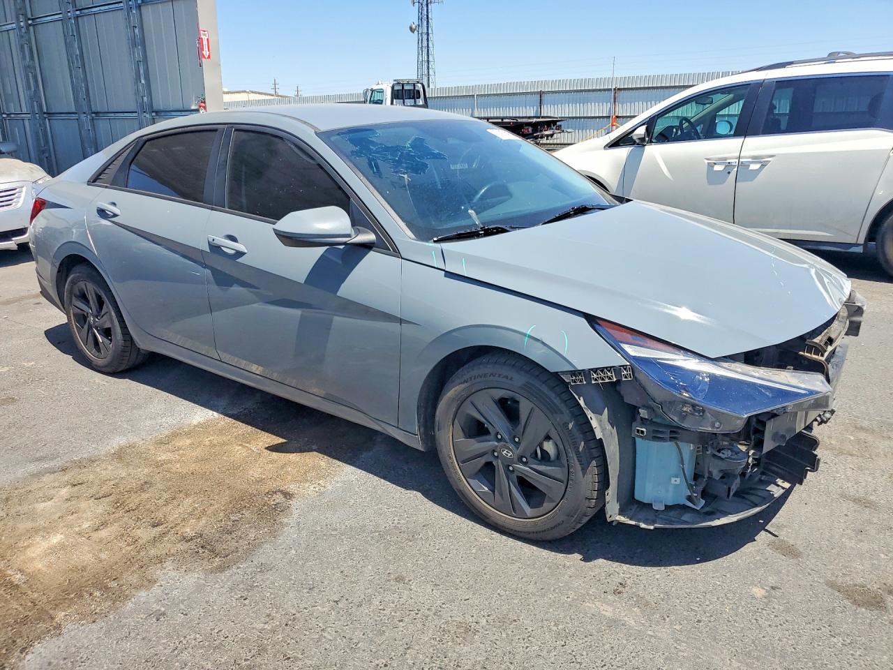 2022 HYUNDAI ELANTRA