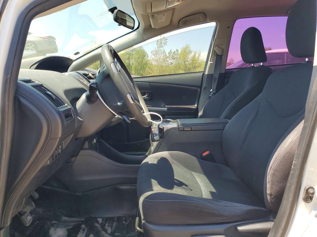 2015 TOYOTA PRIUS