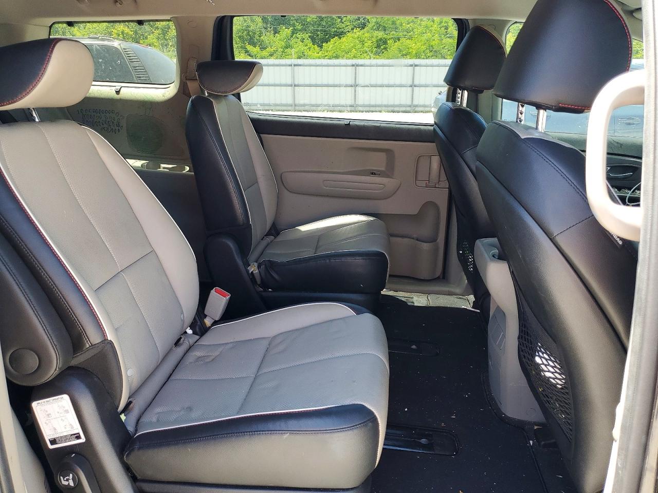 2020 KIA SEDONA