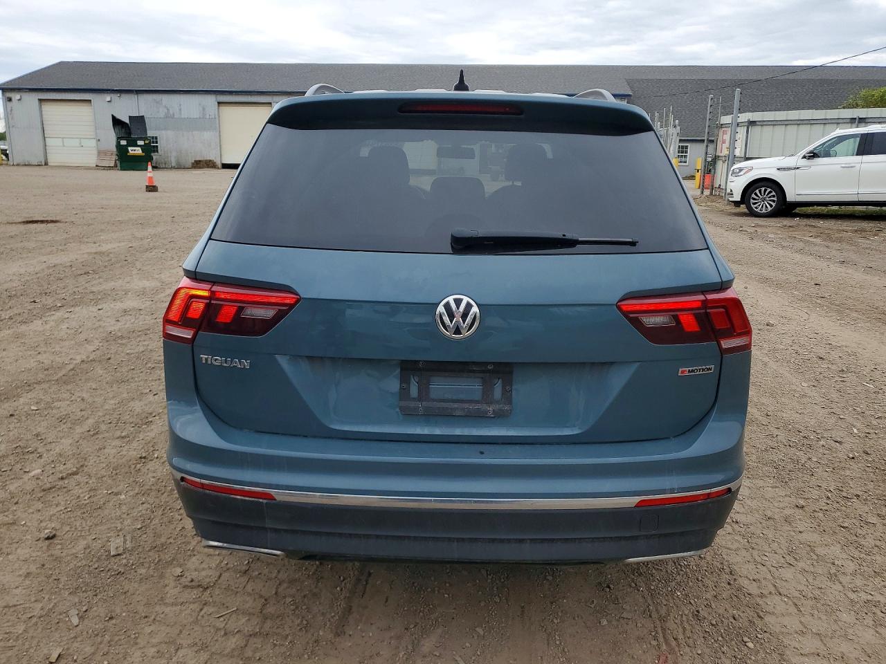 2021 VOLKSWAGEN TIGUAN