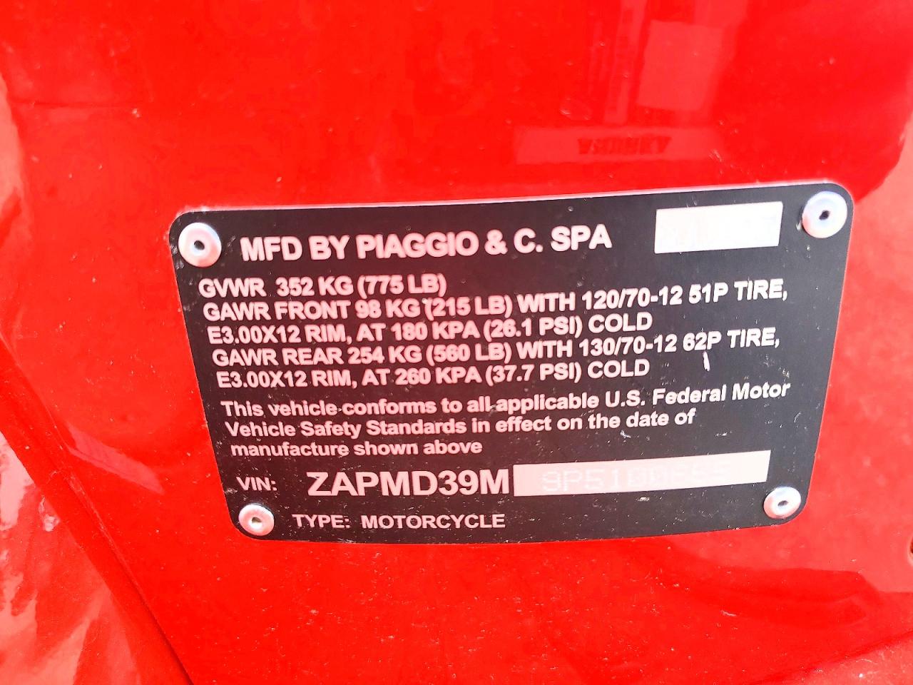 2023 VESPA GTS/SEI GI