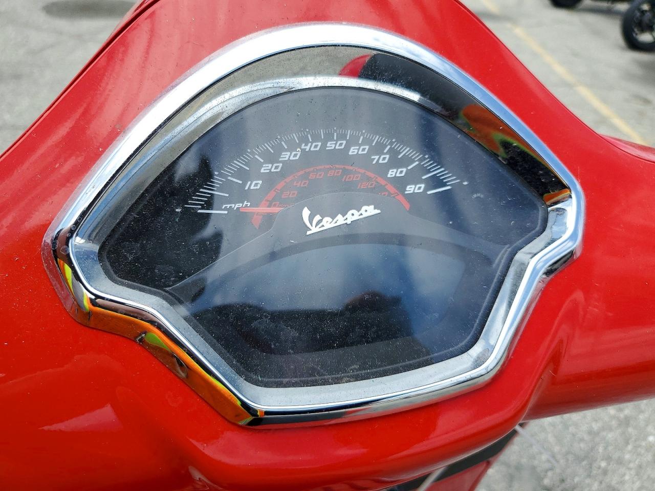 2023 VESPA GTS/SEI GI