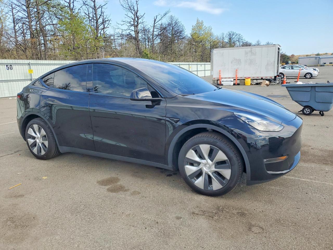 2024 TESLA MODEL Y