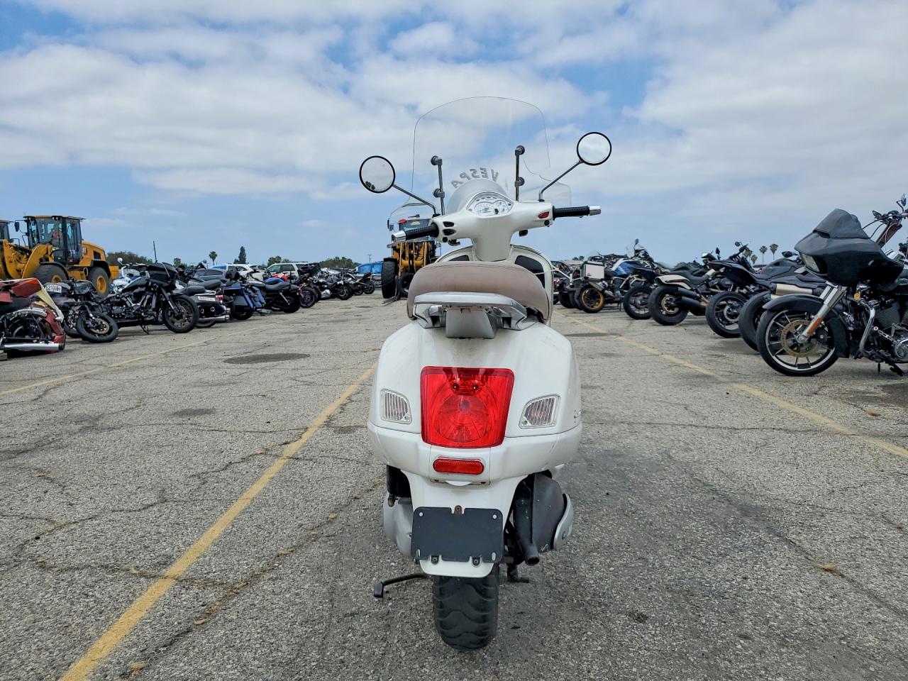 2006 VESPA SCOOTER