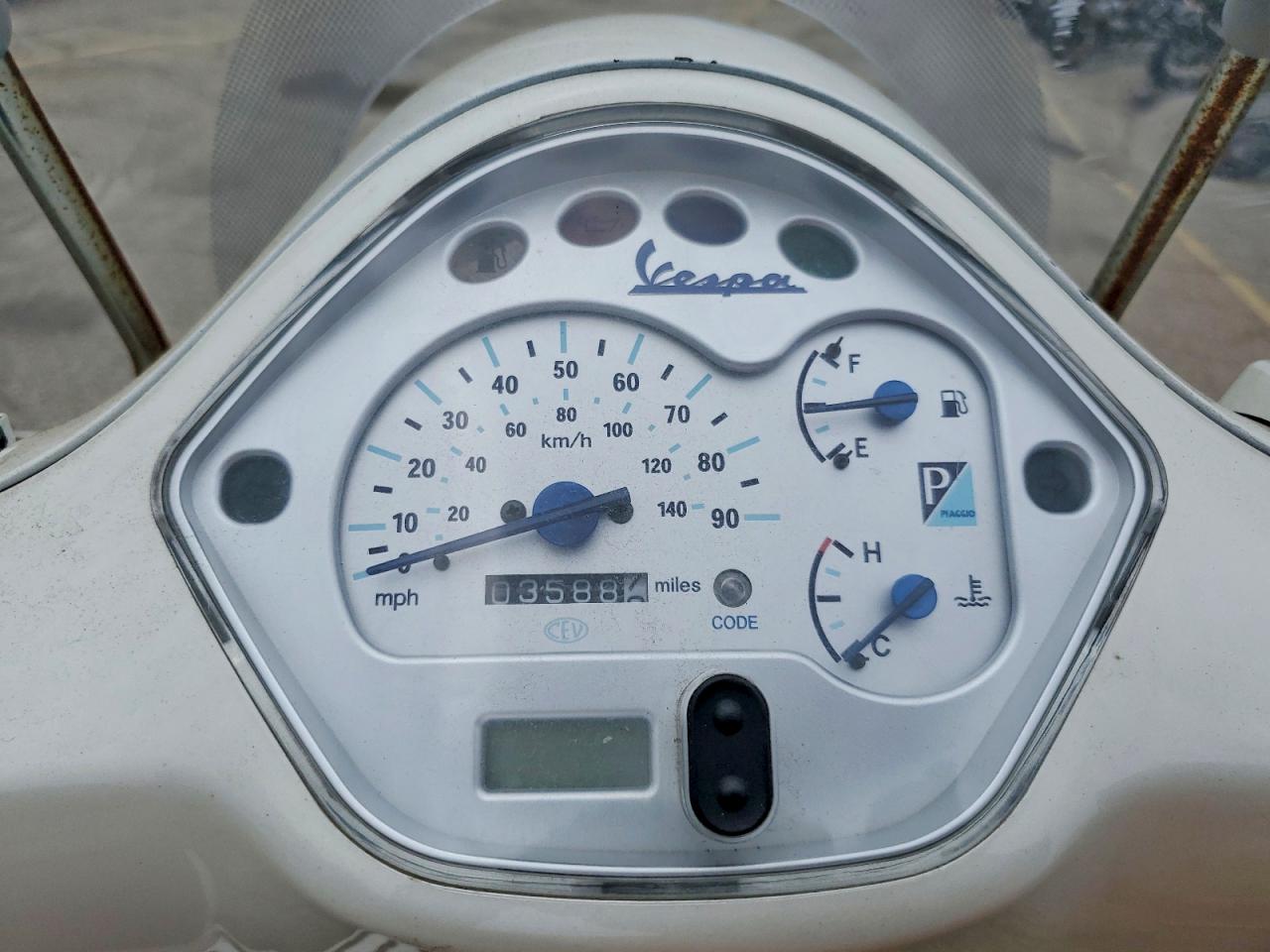 2006 VESPA SCOOTER