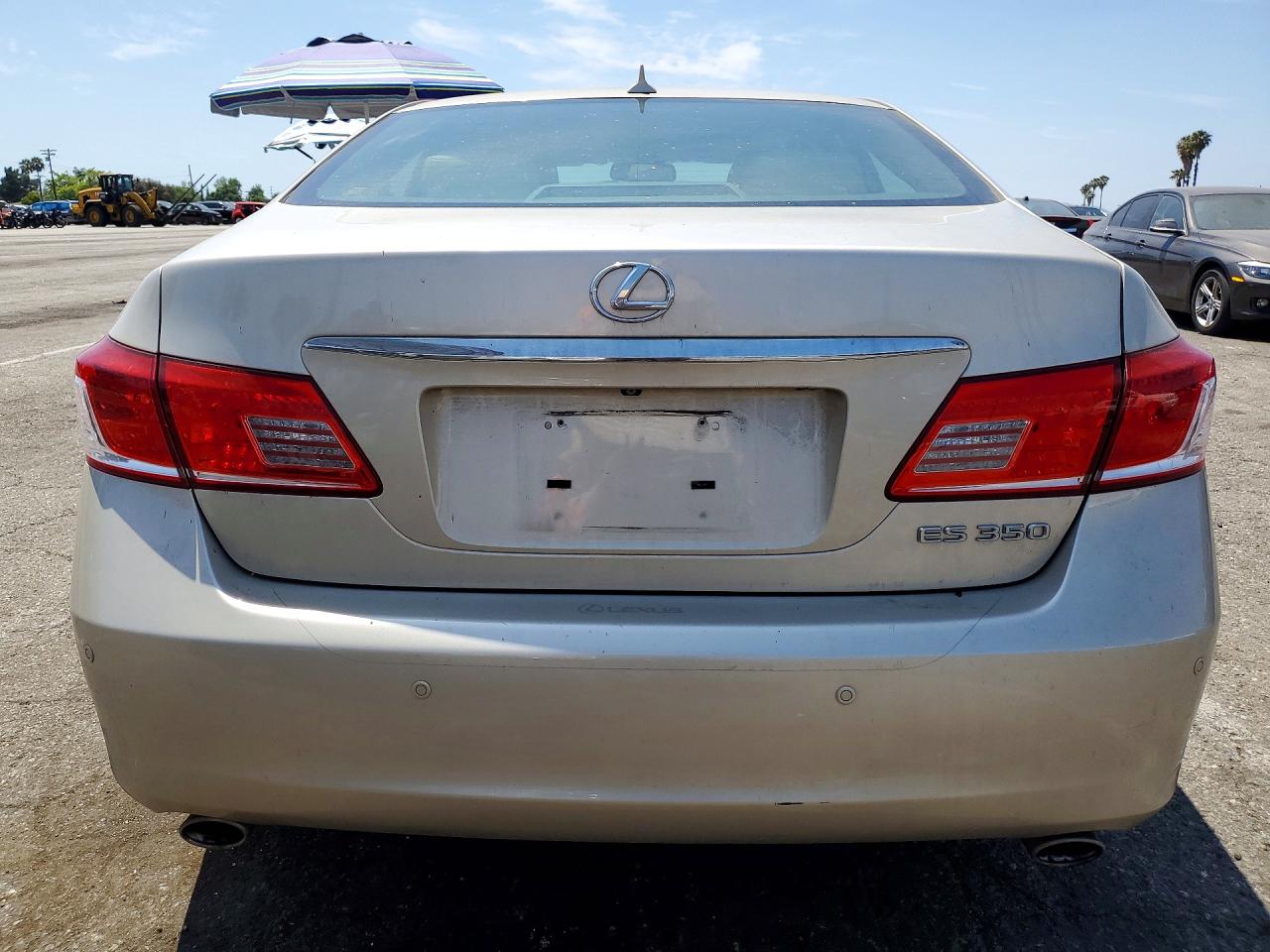 2011 LEXUS ES350
