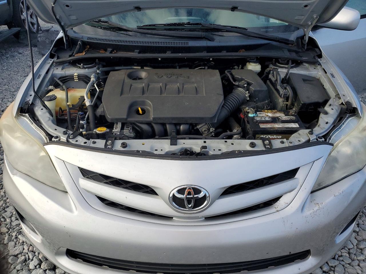 2011 TOYOTA COROLLA