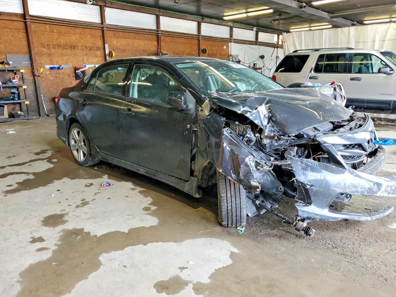2013 TOYOTA COROLLA