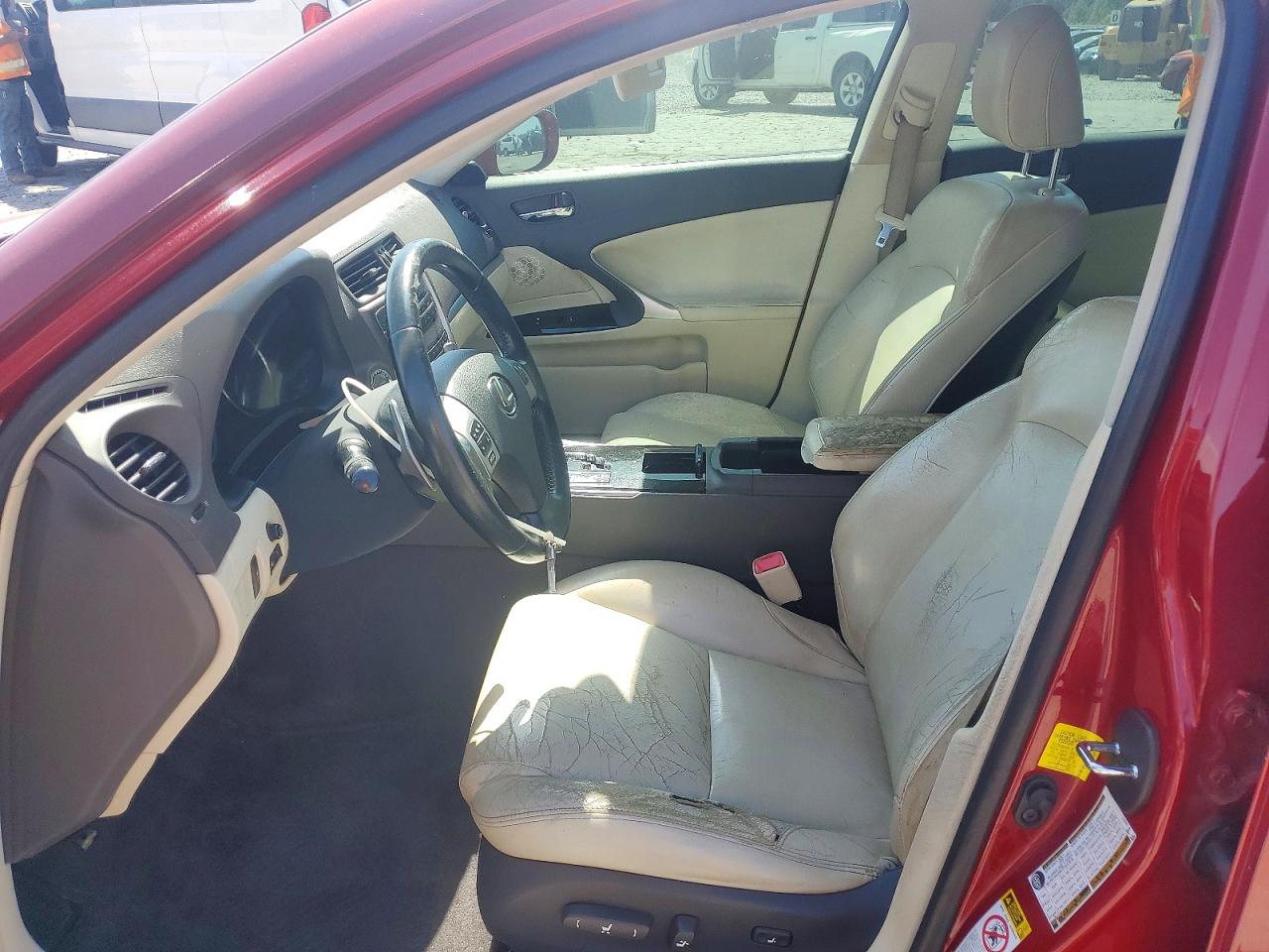 2013 LEXUS IS