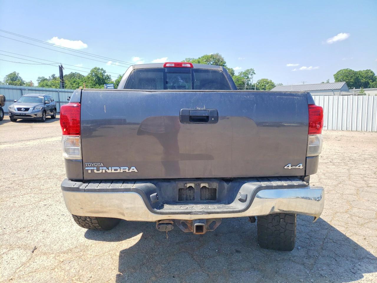2012 TOYOTA TUNDRA