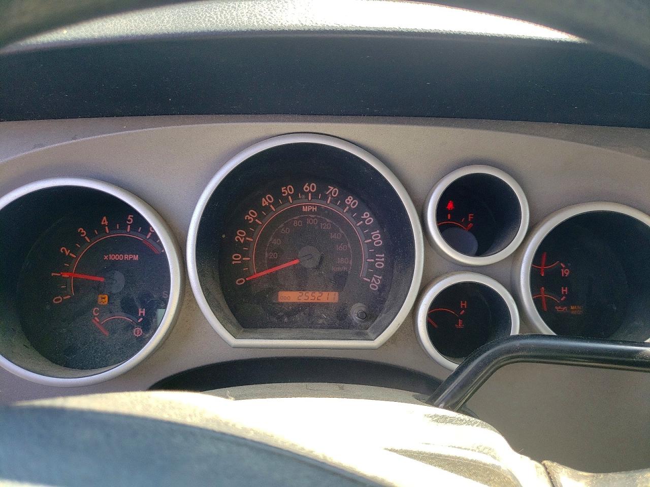 2012 TOYOTA TUNDRA