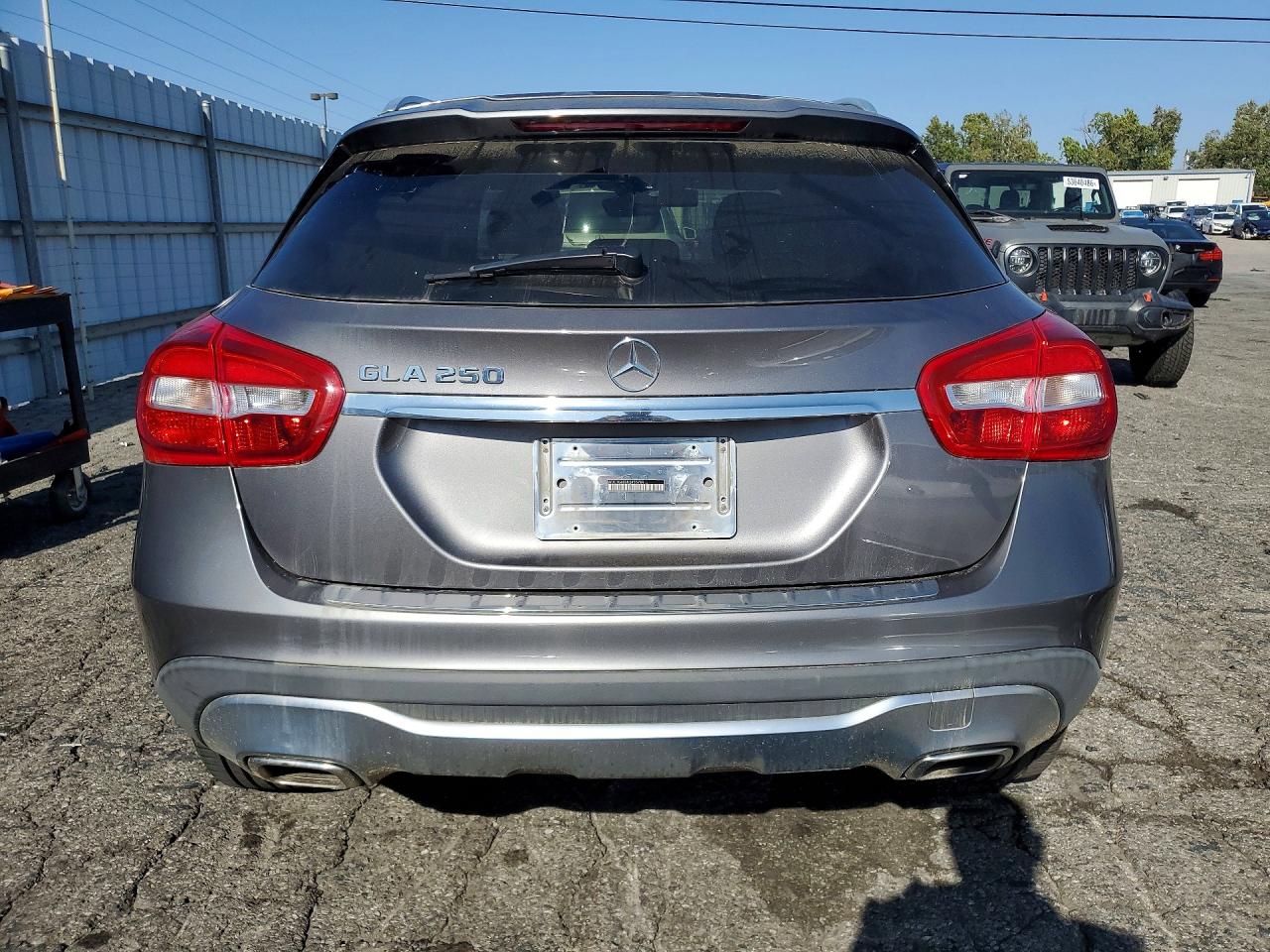 2018 MERCEDES-BENZ GLA-CLASS