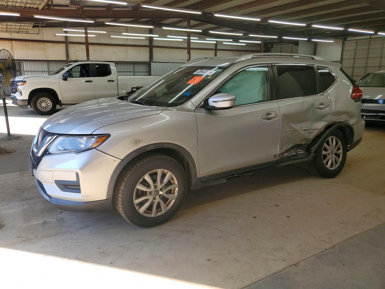 2017 NISSAN ROGUE SV