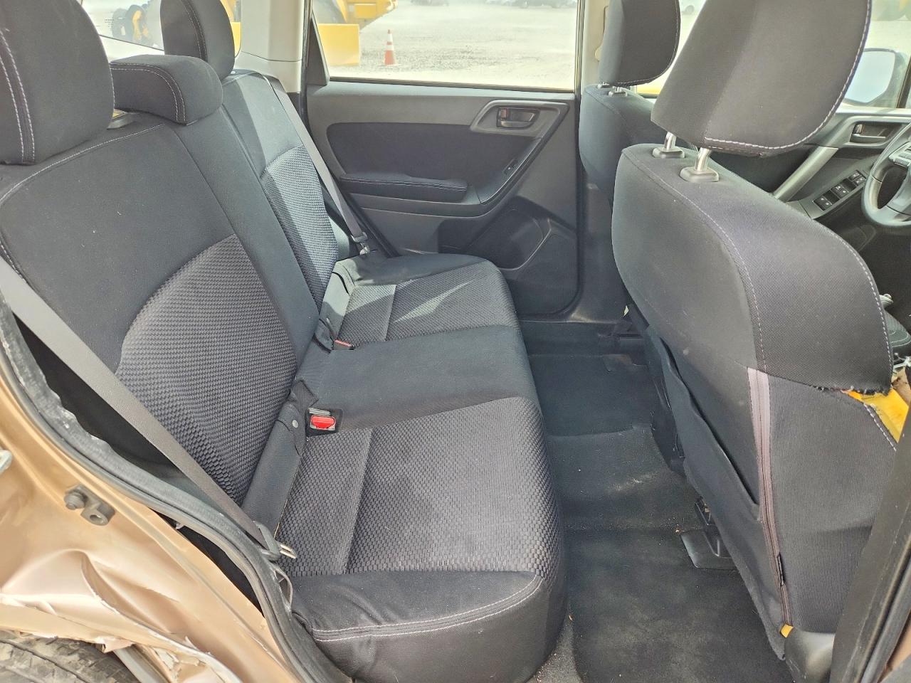 2015 SUBARU FORESTER