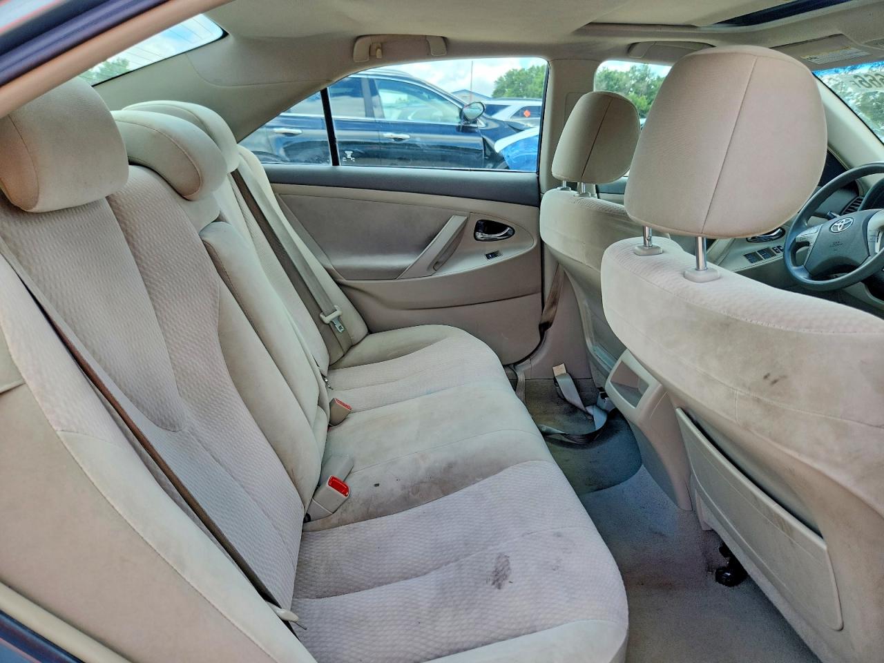 2011 TOYOTA CAMRY