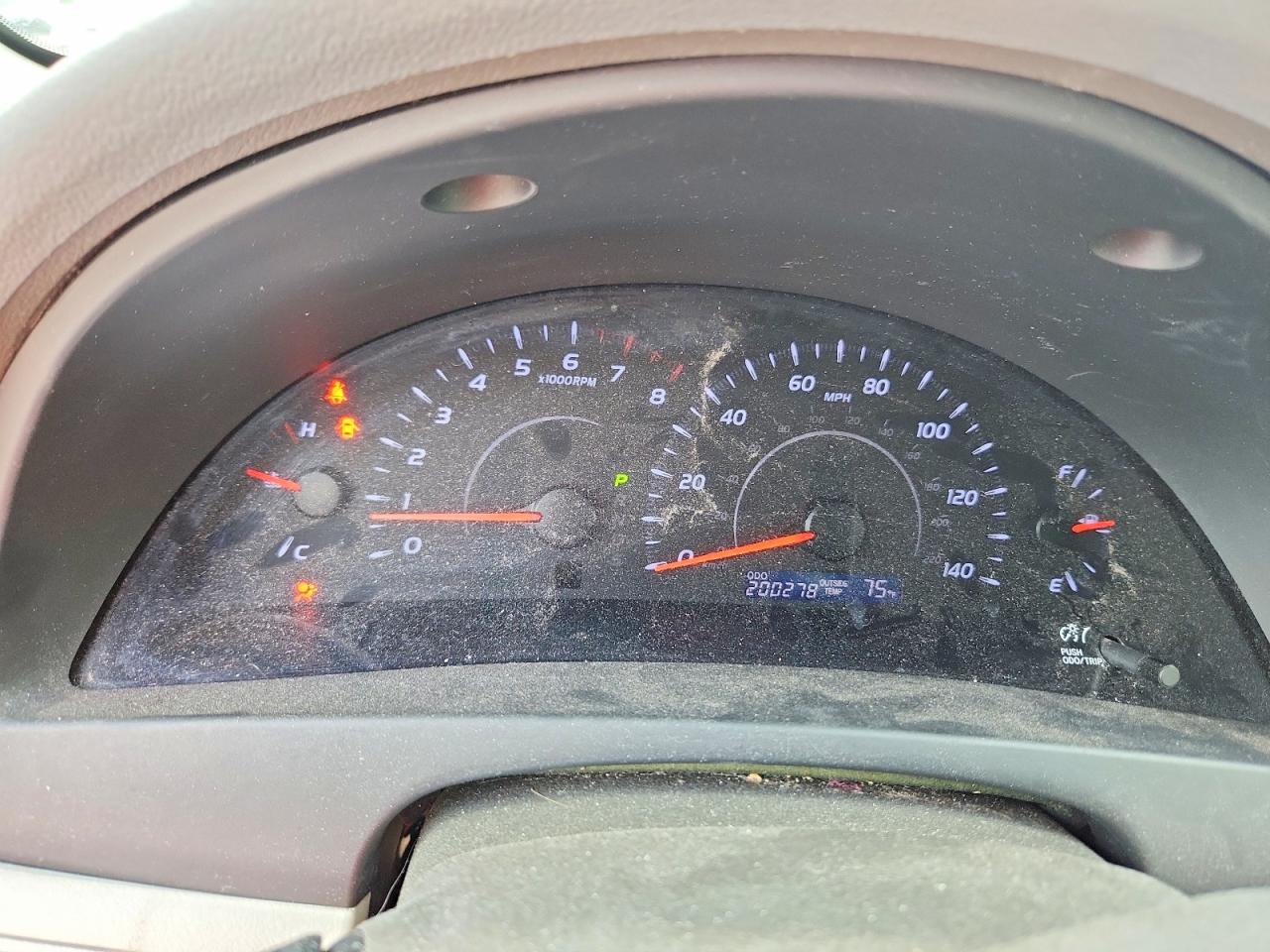 2011 TOYOTA CAMRY