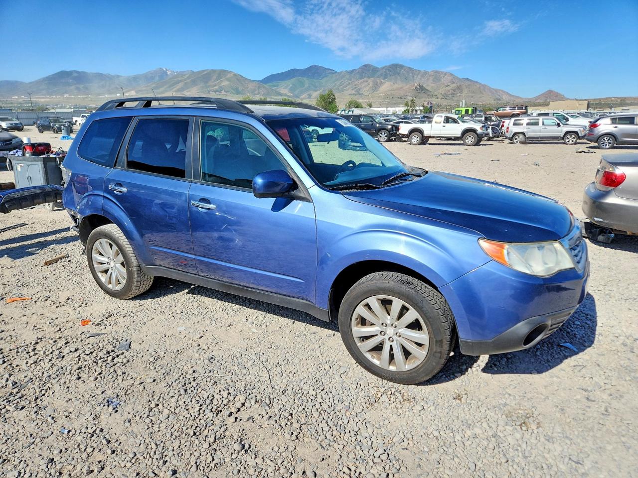 2011 SUBARU FORESTER