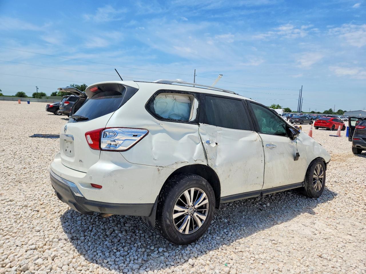 2018 NISSAN PATHFINDER