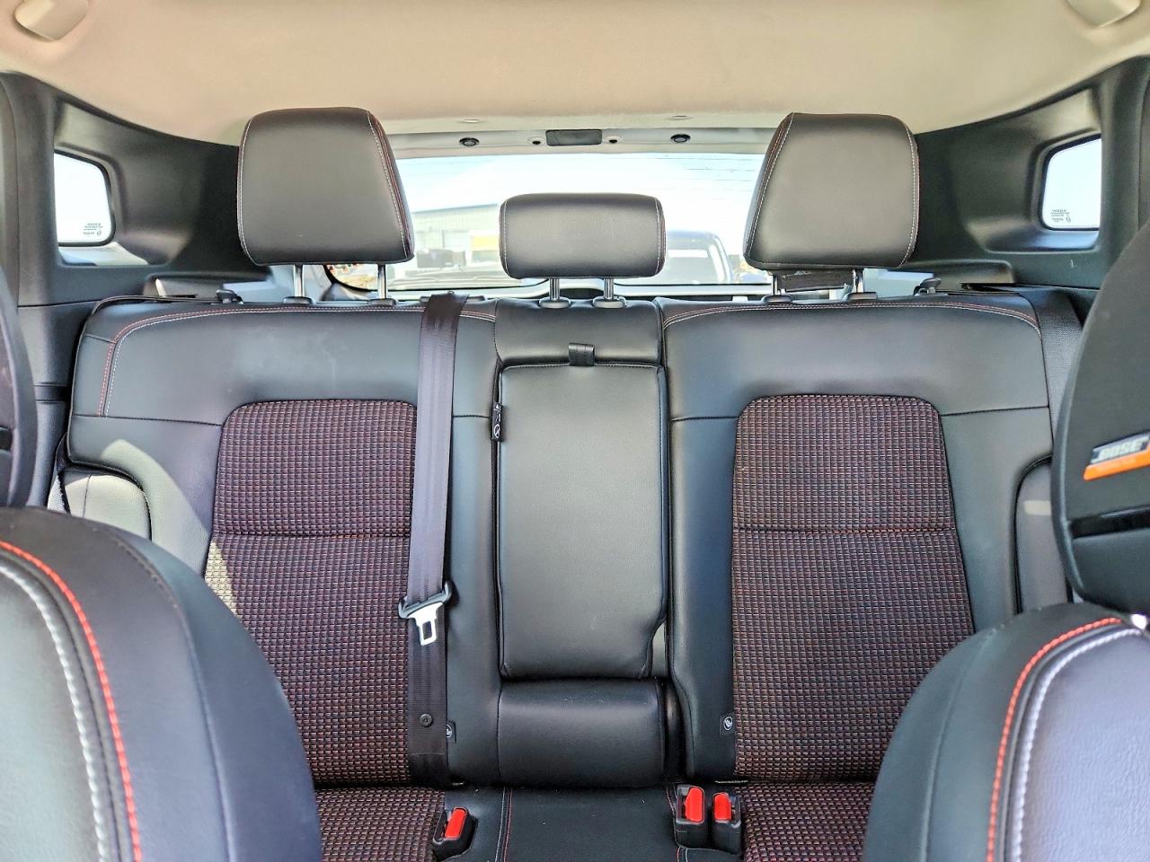2025 NISSAN KICKS