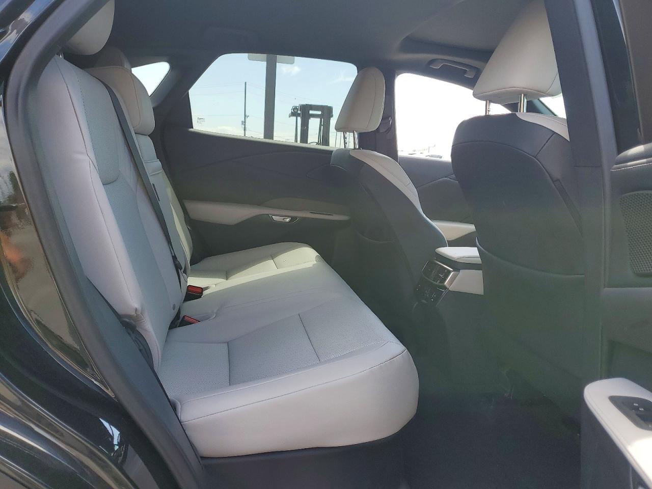 2023 LEXUS RX350
